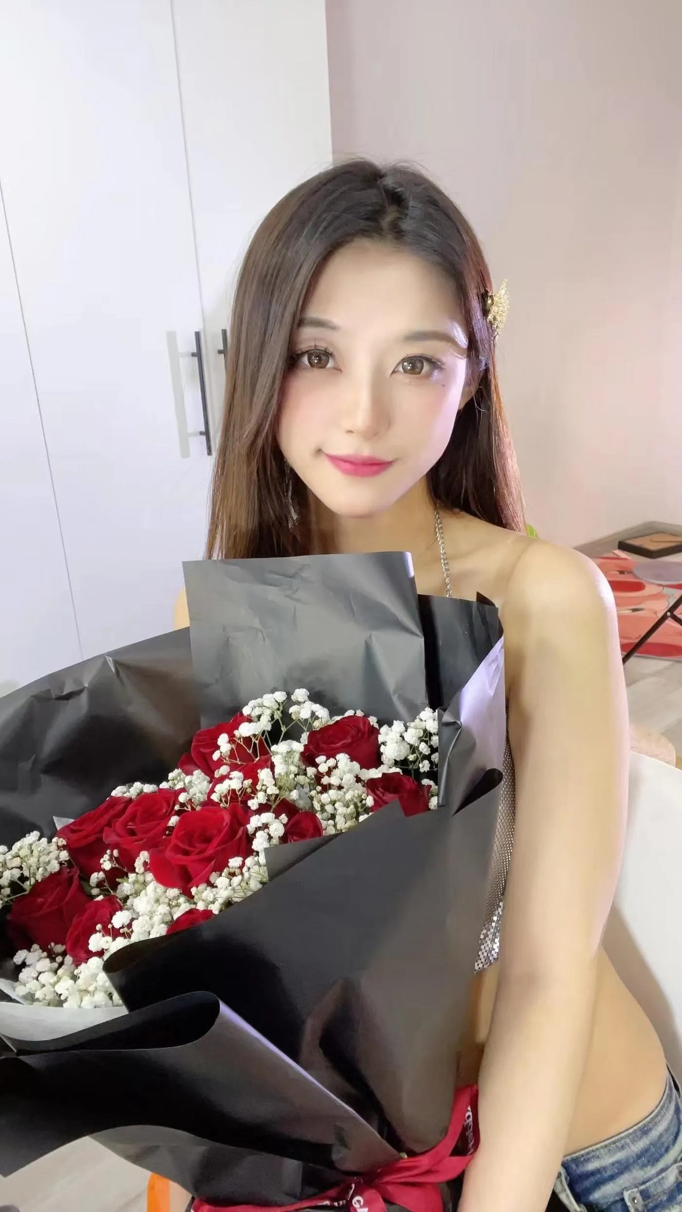 B站羊小雪 – NO.04 舰长图包小视频 [82P]插图9
